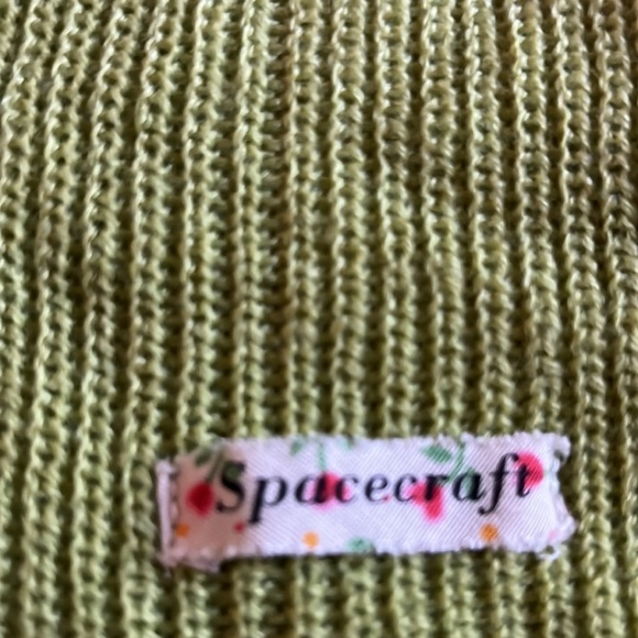 Spacecraft Ombré hello to green beanie New - Picture 2 of 2